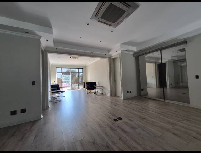 549M² OFFICE TO LET IN ROSEBANK